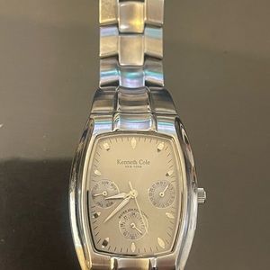 Kenneth Cole, men’s wristwatch